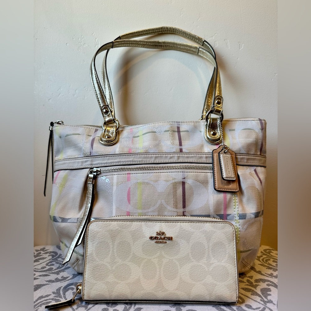 Gorgeous Coach Cream & Multicolor Tote WITH Wallet